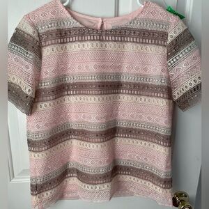 Tahari multi pastel colors Lace top. Women’s size 10 pre owned.